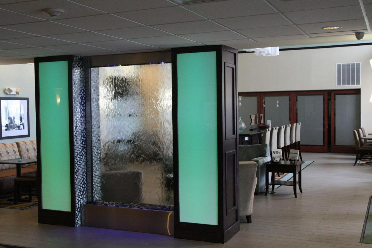 Hampton Inn & Suites Liberal Extérieur photo