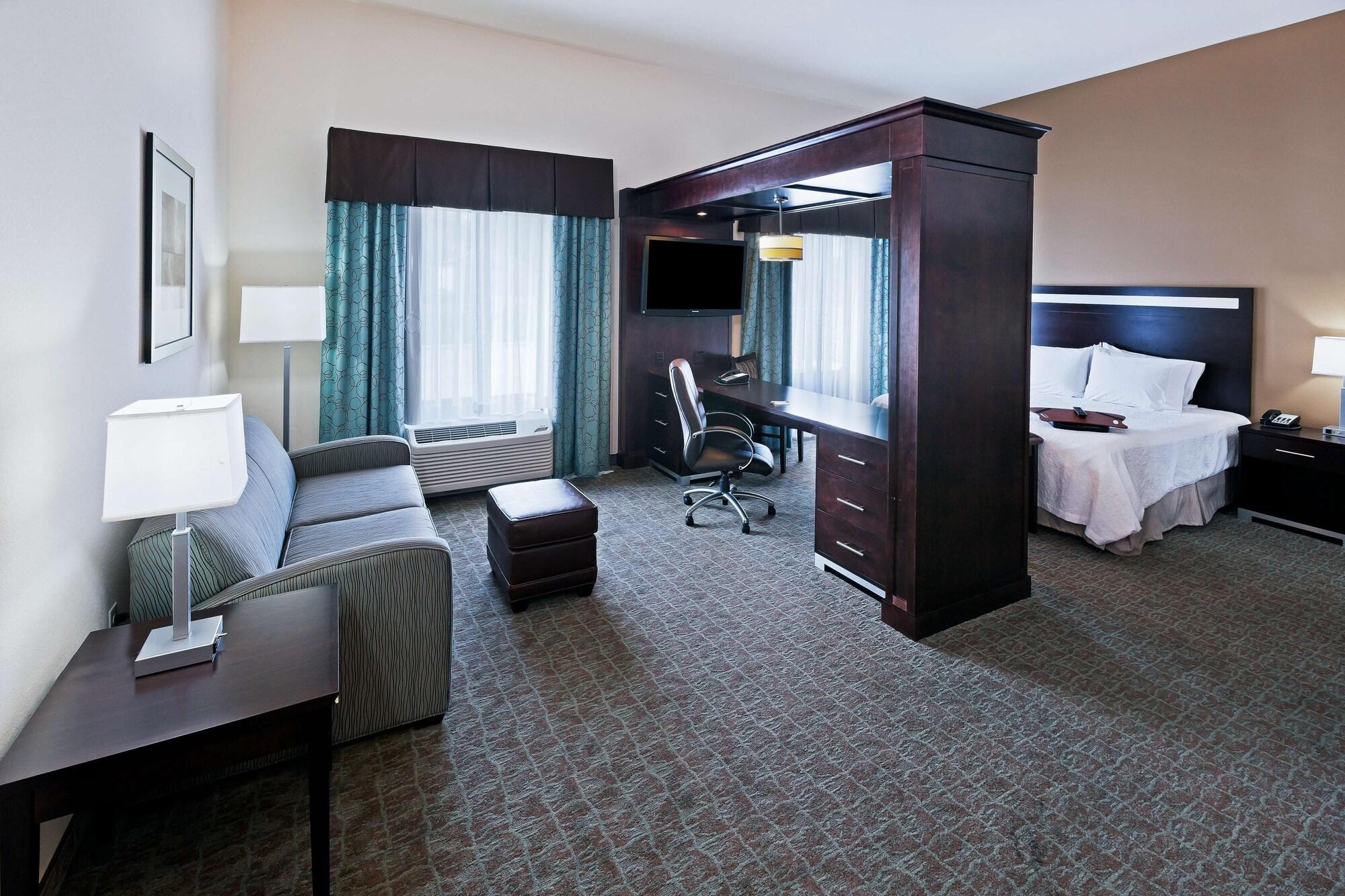 Hampton Inn & Suites Liberal Extérieur photo