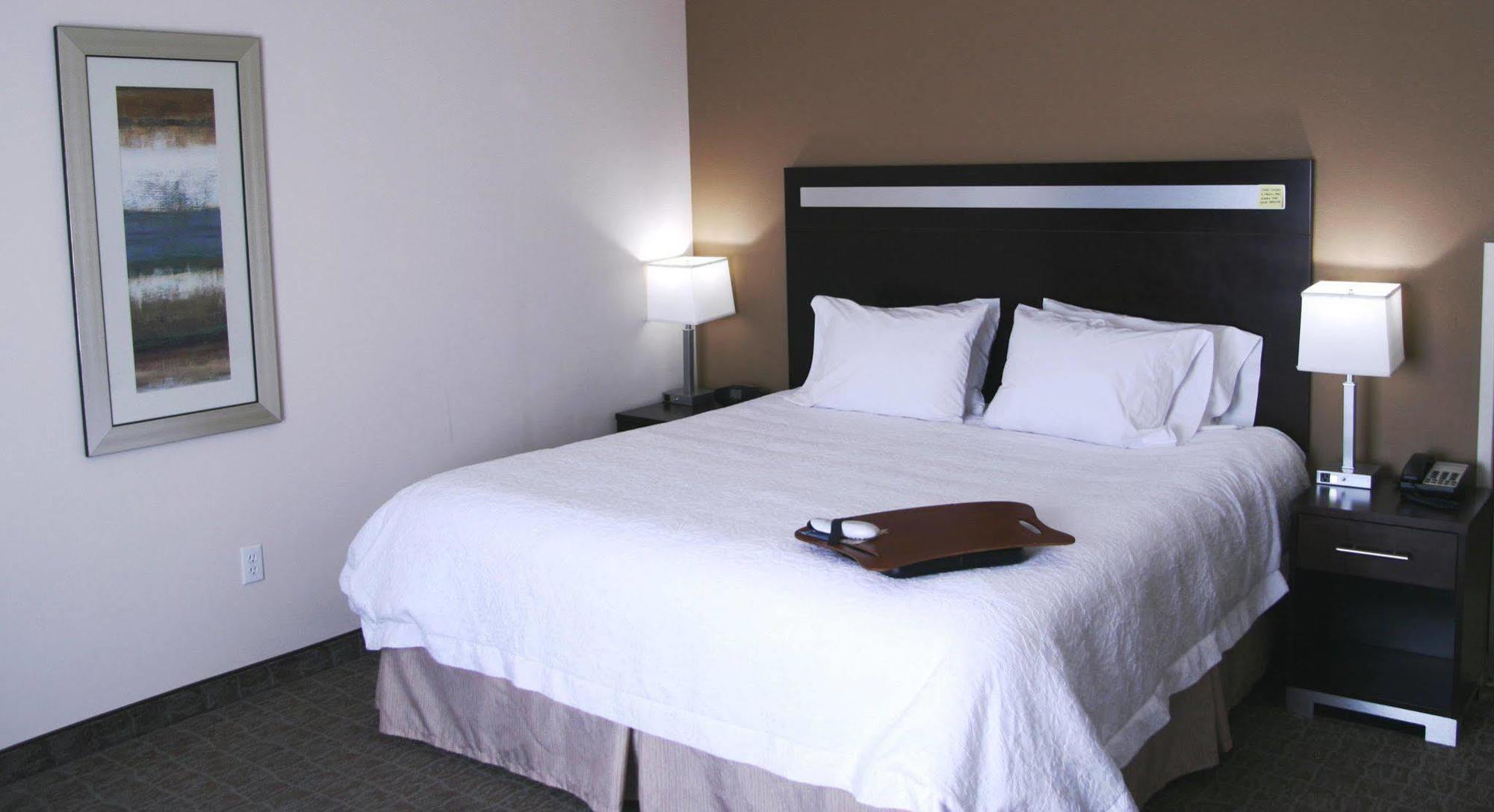 Hampton Inn & Suites Liberal Extérieur photo